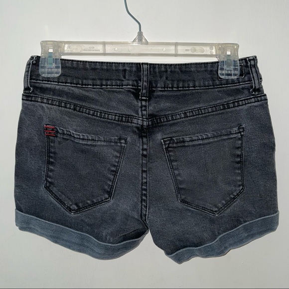 BDG faded black denim grunge scene alternative festival pockets shorts size 2 - Picture 4 of 10